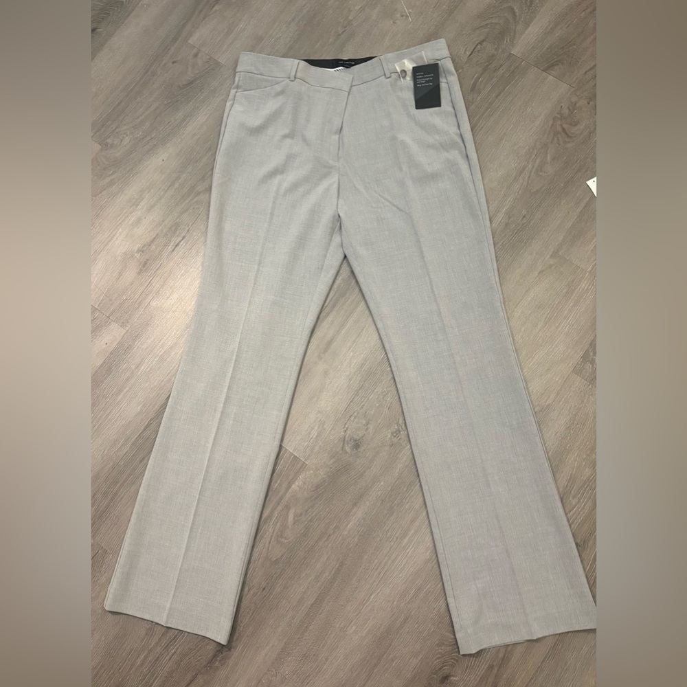 NWT The Limited Women 14
Lean Bootcut Light Gray
Pants Dress Pant